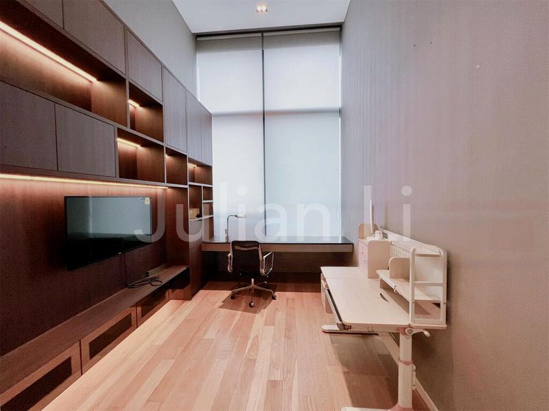 4 Bed Condo for Sale in  South Beach Residences - Image 20
